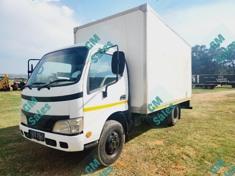 2008 Toyota Dyna (4t) Closed Body Truck R240,000 excl 0825949026