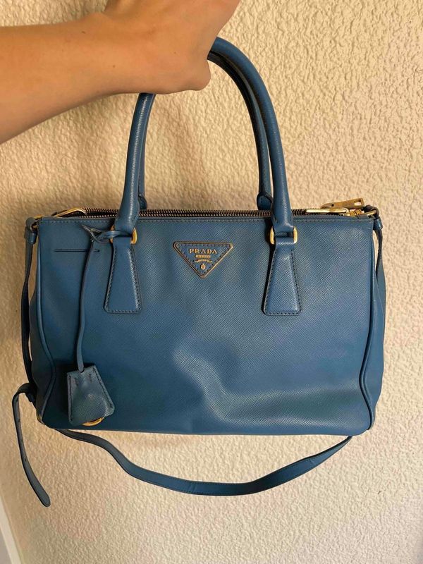 Blue prada saffiano bag medium size