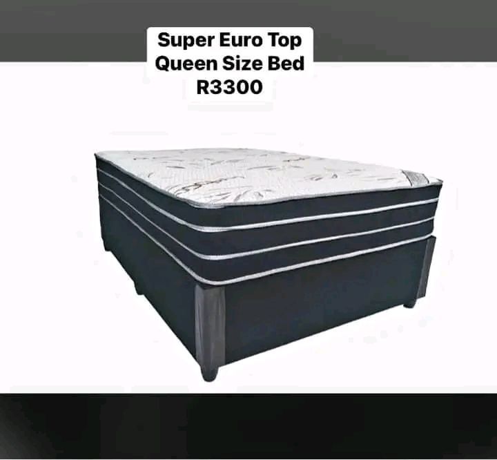 QUEEN SIZE BED