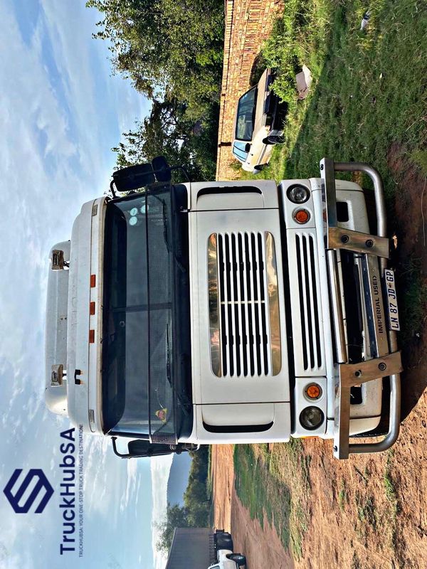 2011 - Freightliner Argosy CISX 500 Double Axle Truck for sale - R325k cash deal