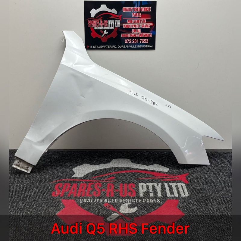Audi Q5 RHS Fender for sale