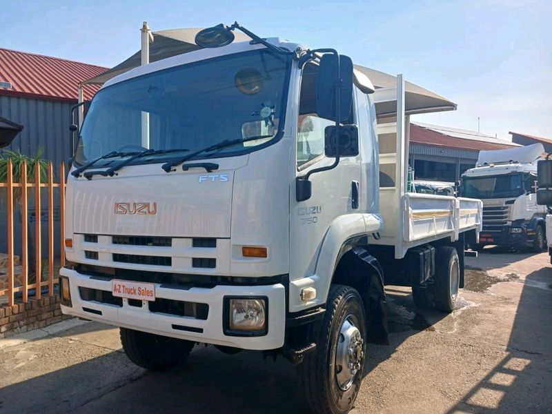 Price Dropped&gt;&gt;&gt; 2012 Isuzu FTS750 7.5Ton Dropside with P.T.O
