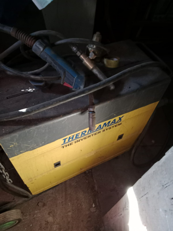 Thermamax Arc welding machine