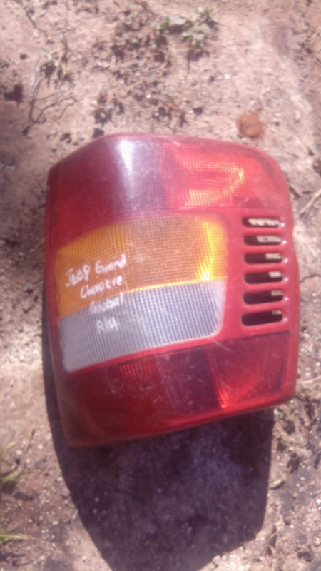 2003 Jeep Grand Cherokee Right Taillight For Sale.