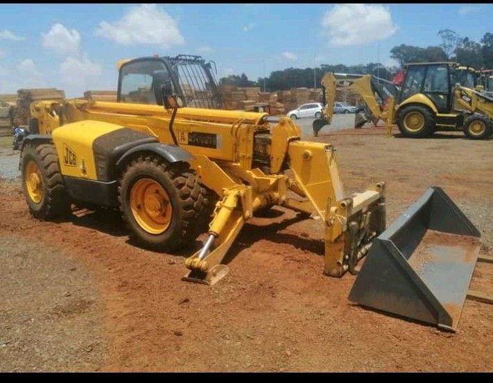 job hunting.TLB Operate and Front End Loader Operate