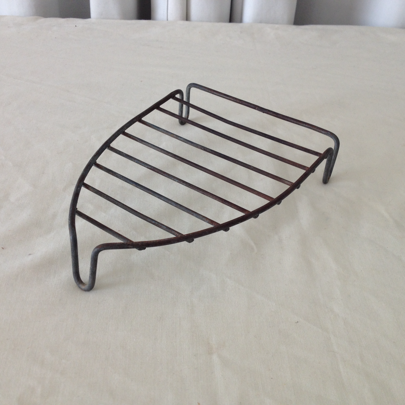 Antique Ironing Stand (Very Old) - (Ref. G264) - (For Sale) - Price R90