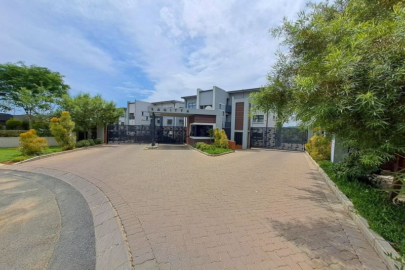 1 Bedroom apartment in Lonehill For Sale