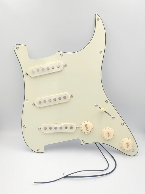 Prewired Pickguard Loaded with Alnico 5 Single Coil Pickups – Mint Green