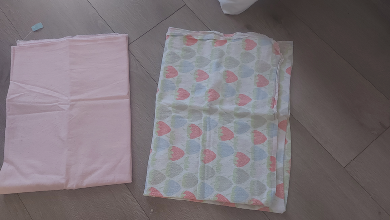 2 x Baby Swaddling / Receiving Blankets