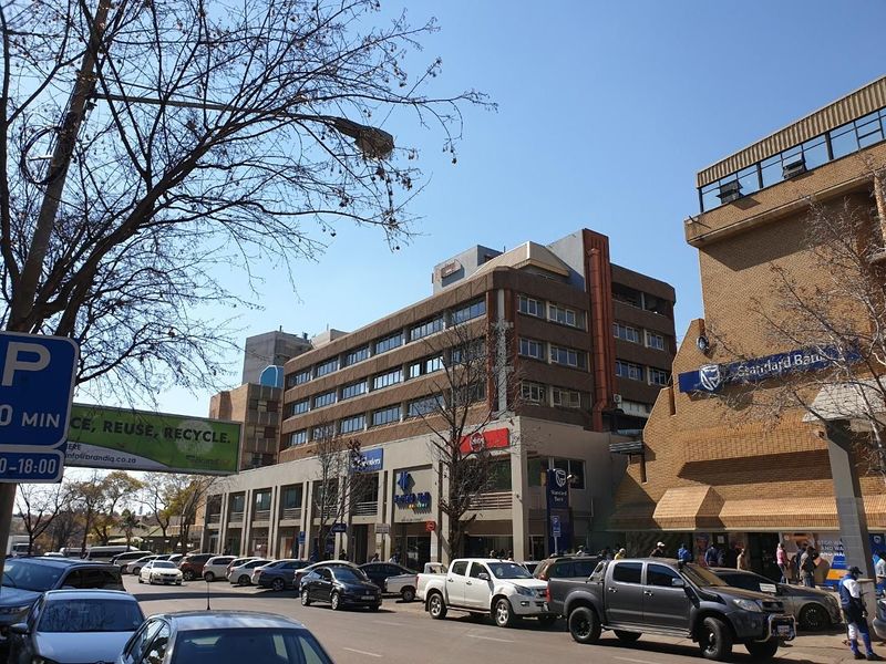 347SQM MODERN OFFICE SPACE TO LET WITHIN HATFIELD MALL ON FRANCIS BAARD STREET IN HATFIELD