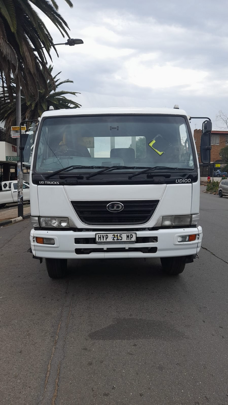 Ud100 10 ton dropside in an immaculate condition for sale at an affordable amount