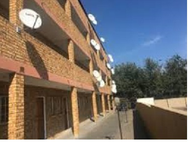 1 BEDROOM APARTMENT TO RENT IN RANDFONTEIN CBD