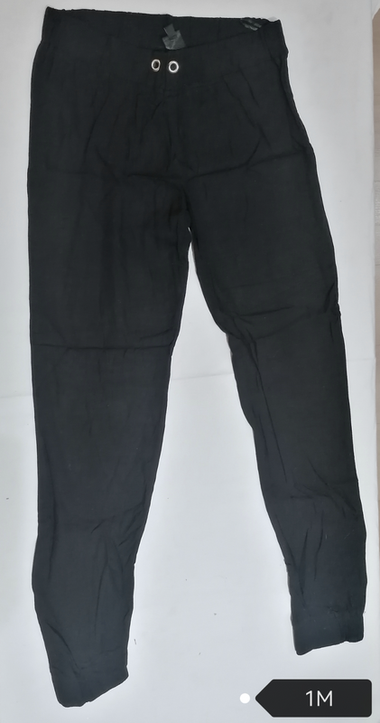 5x Ladies trousers, size 10 / 32