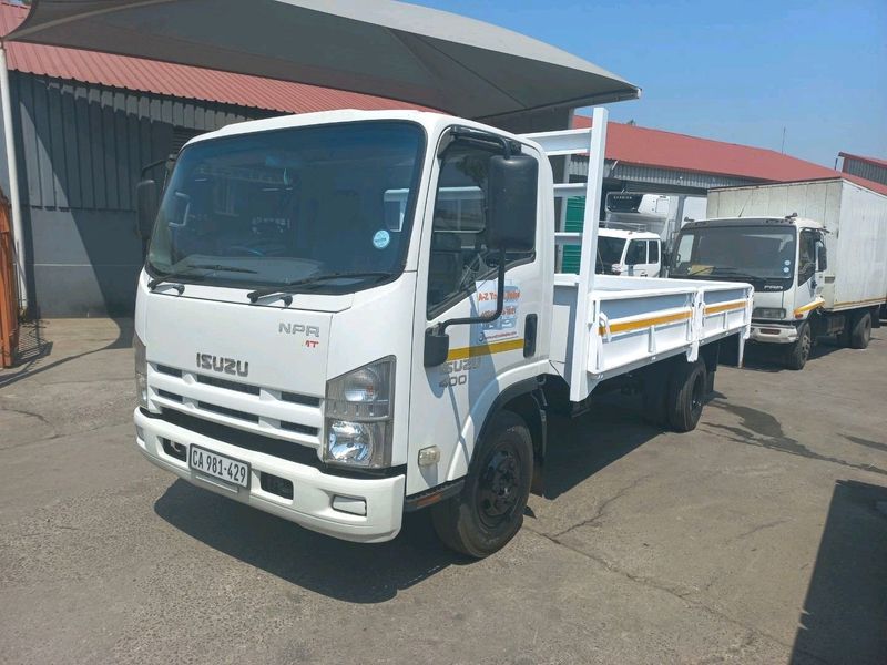  April Truck Sale! Save Big on this Powerful 2017 Isuzu NPR400 AMT 4.5Ton Dropside