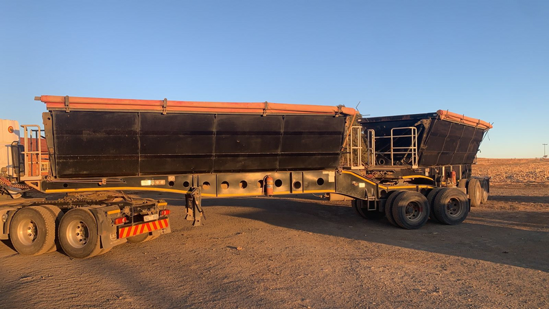 45 Cube Afrit Side Tipper For Sale (010252)