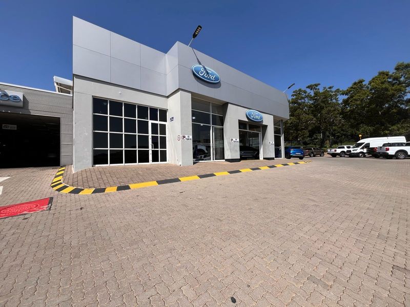 Freestanding Commercial Building to Let in Roodepoort