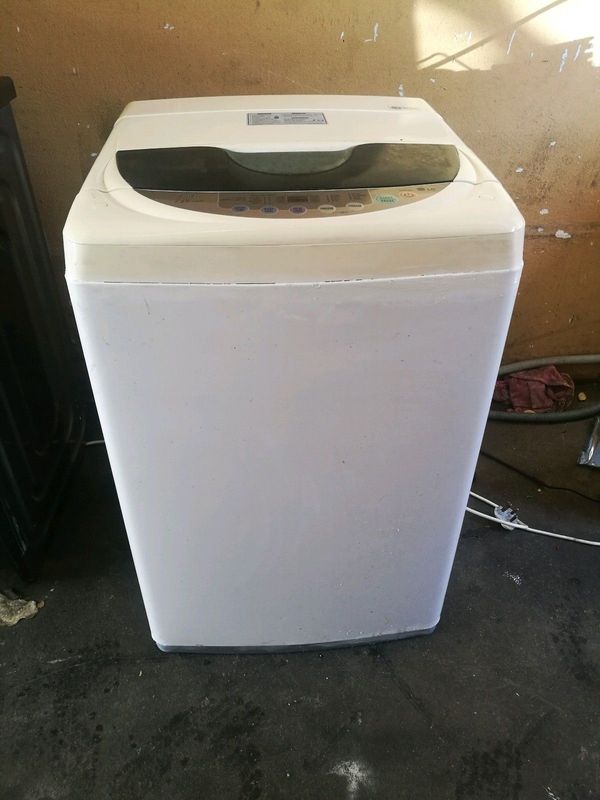 LG 9kg top loader washer
