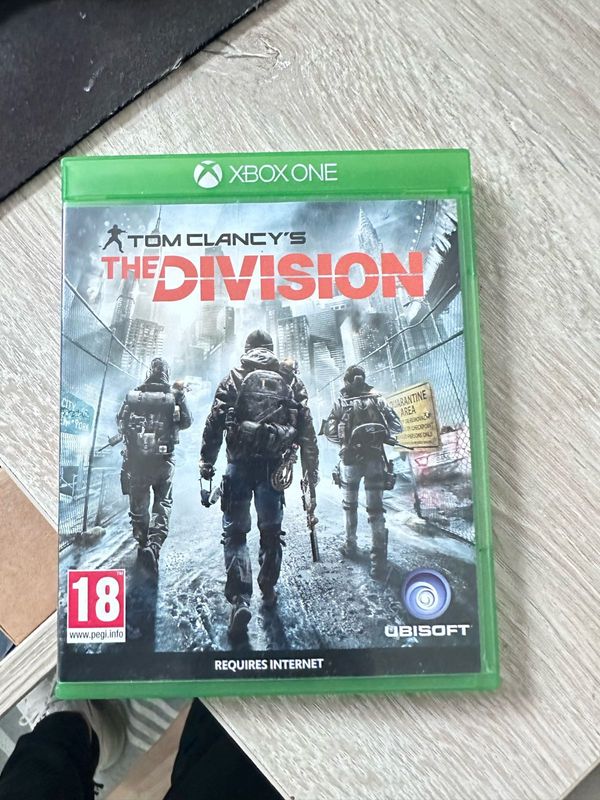 Xbox One Cold War &amp; The Division