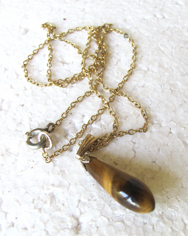 Vintage 1950&#39;s Tigers Eye Gemstone Pendant and Chain Necklace