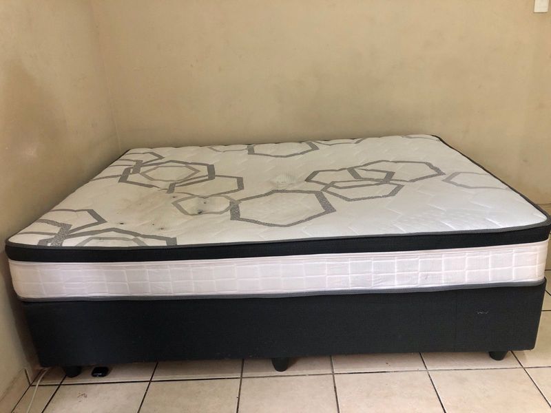 Double Bed mattress and base