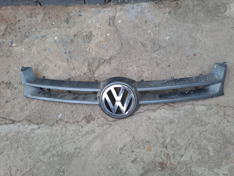 Golf 5 front grill