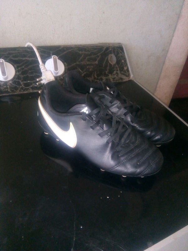 Nike Thempo UK 3.5