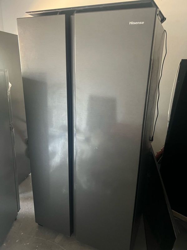 Hisense 508L side by side fridge