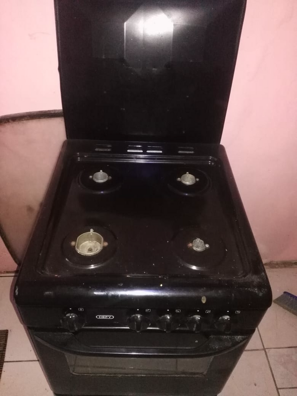 4 plate black defy gas stove and oven