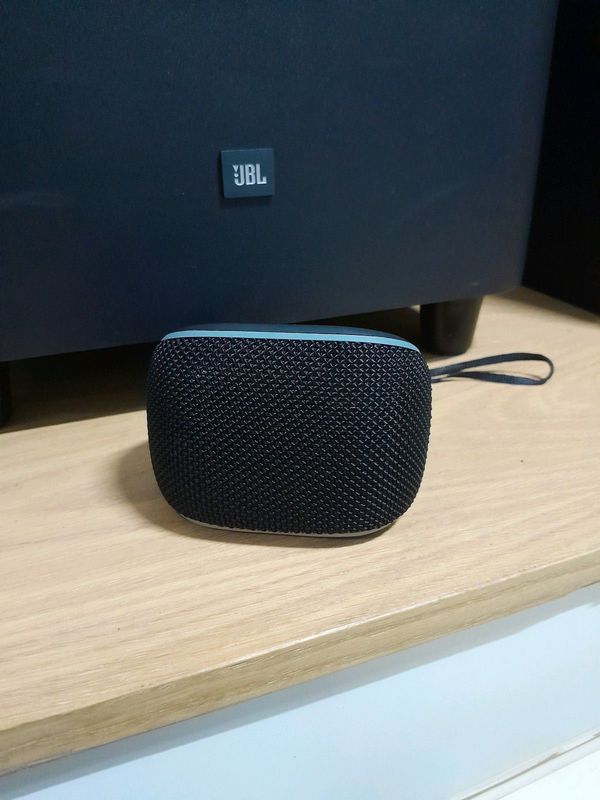 Burtone Bluetooth speaker