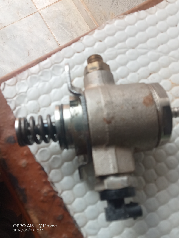 VW GOLF 6 Pressure pump