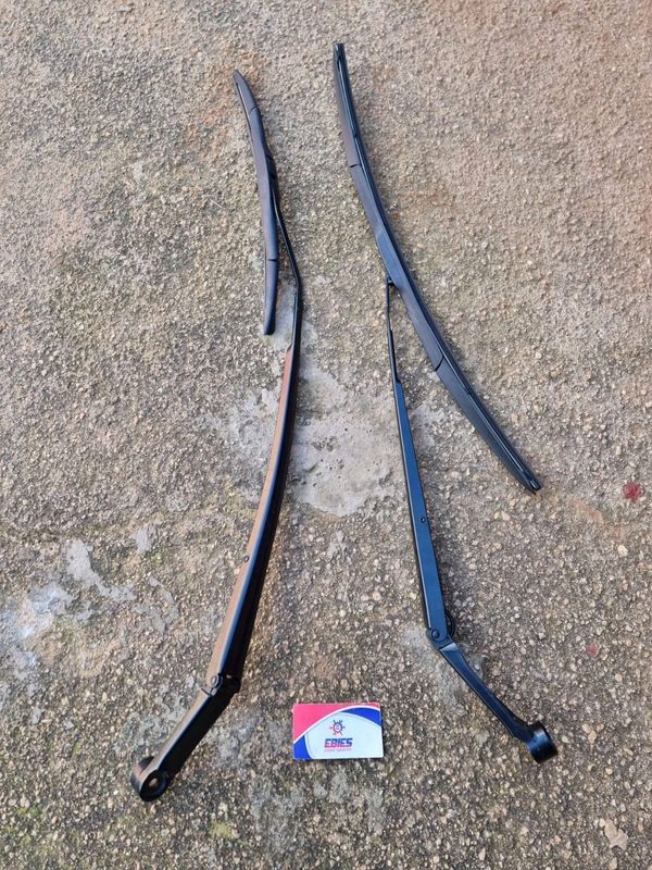 2021 Toyota Corolla Cross 1.8 Wiper Arms For Sale &#64;Ebiesusedspares