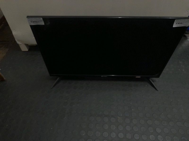 Target 32inch TV with Remote 05Mar24