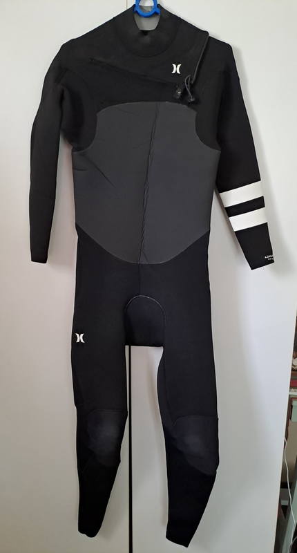 Wetsuit - Hurley Men&#39;s 4/3 Advantage Plus Fullsuit - Black, MT