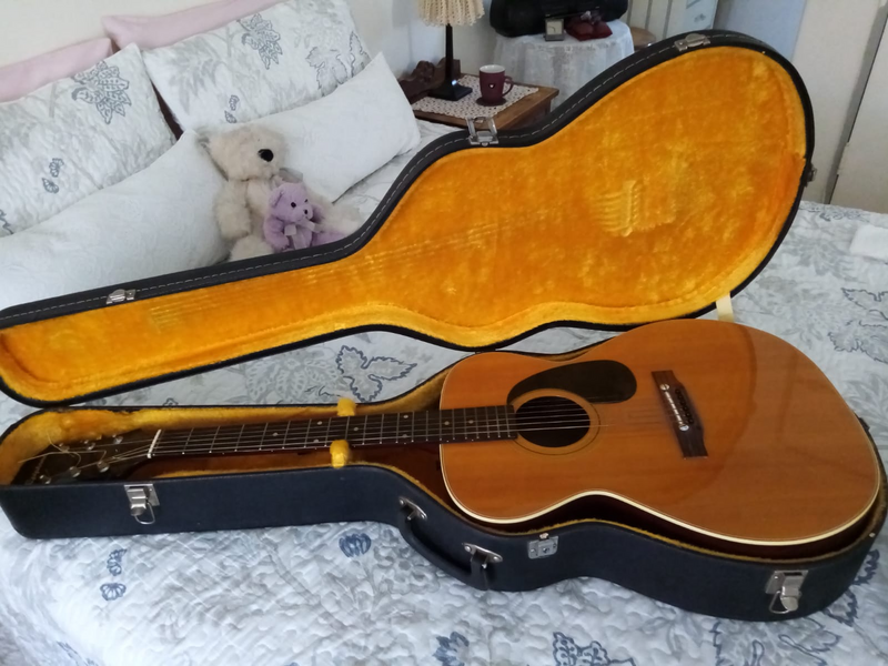 Epiphone FT-120 acoustic guitar made in Japan 1970