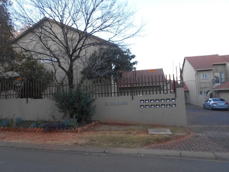 3 bedroom 2 bathroom townhouse to let in Fairland