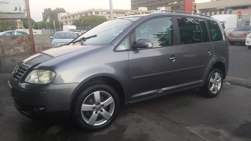 2010 Volkswagen Touran SUV 2LD