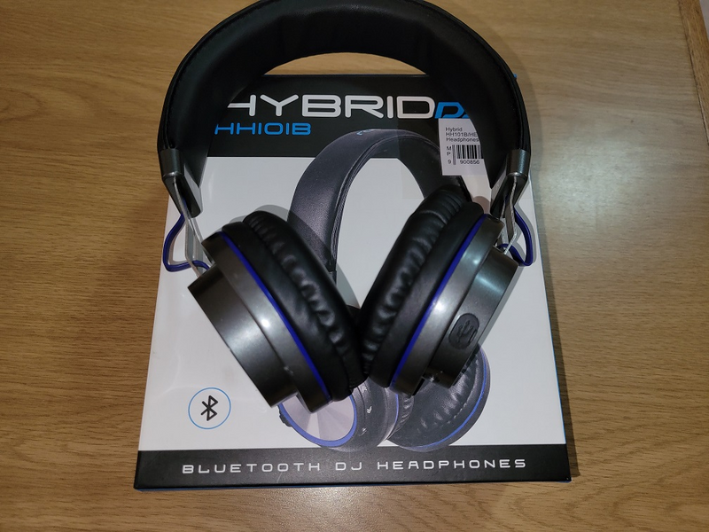 Bargain ! New ! Boxed ! Quality Hybrid DJ HH101B Bluetooth headphones !!