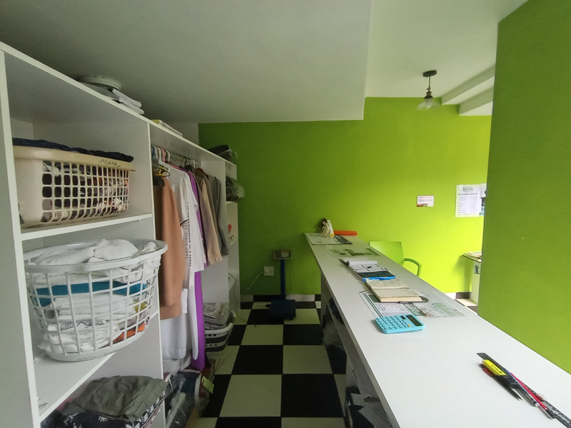 Busy laundry for sale in Greyville