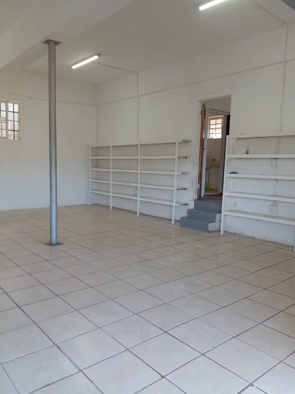 100m² Retail To Let in Penford at R42.00 per m²