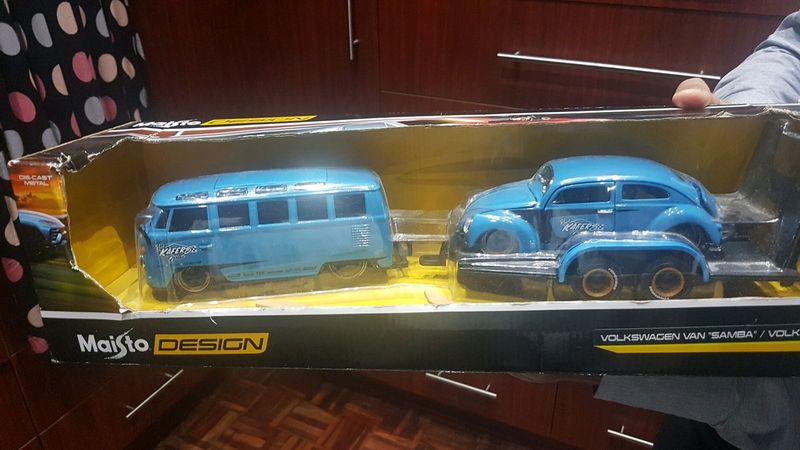 1:24 maisto vw set ,