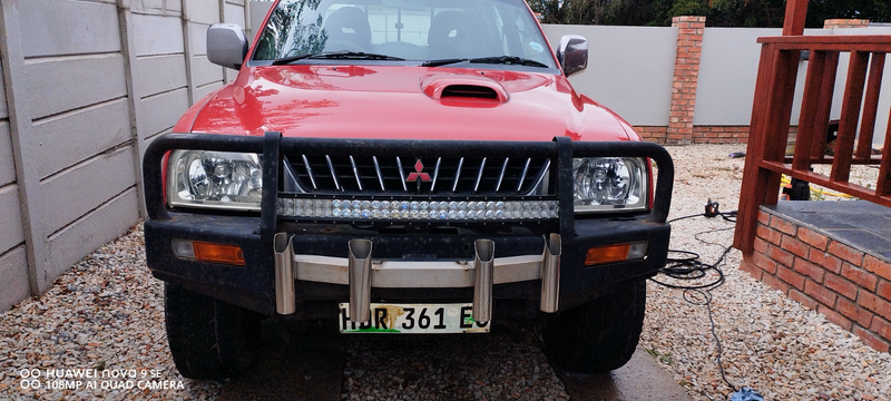 2005 Mitsubishi Colt Double Cab