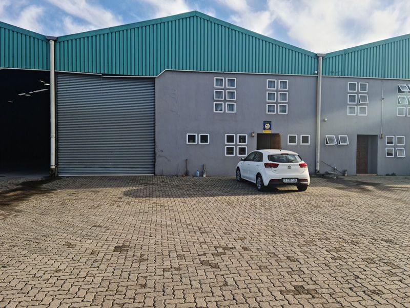 Warehouse To Let in Blackheath Industrial - 401m2