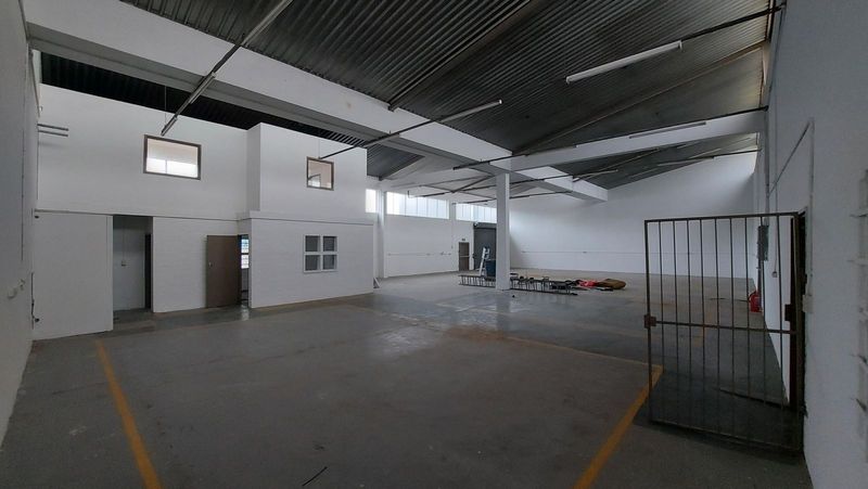 360m2 Warehouse TO LET in Maitland