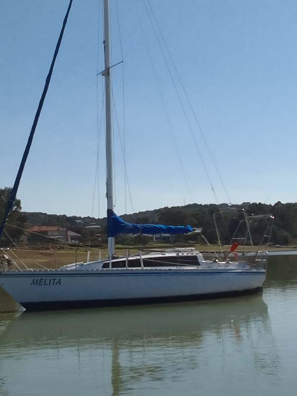 Yacht 31 foot muira