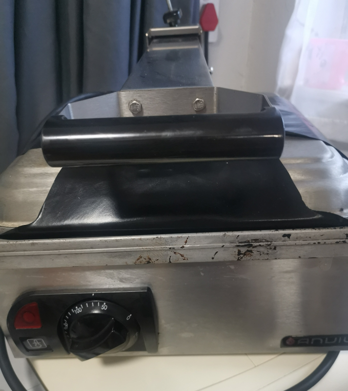 Anvil toaster - TSA1009