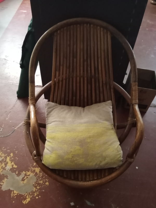 Rattan swivel chair