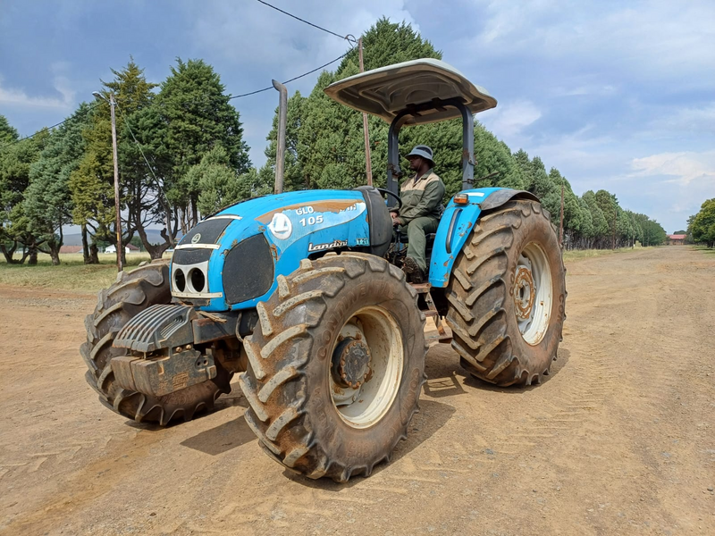 2014 Landini Globalfarm DT105 Tractor