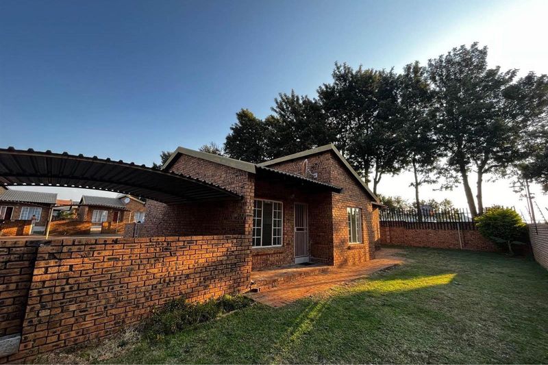 3 Bedroom,2 Bathroom House  available for rent in Noordwyk