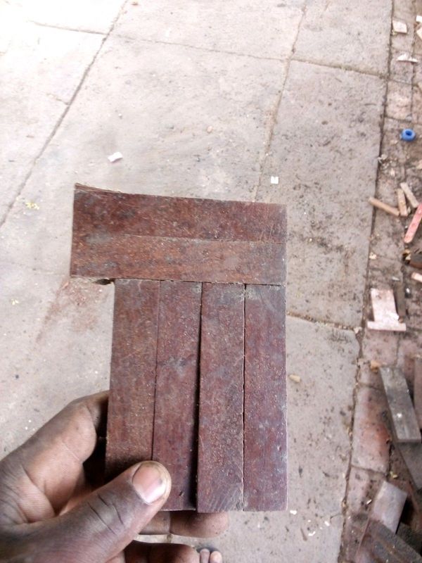 Five finger reclaimed parquet flooring blocks for sale in perfect condition