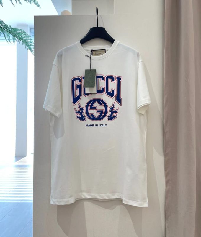 Gucci mens  t-shirt